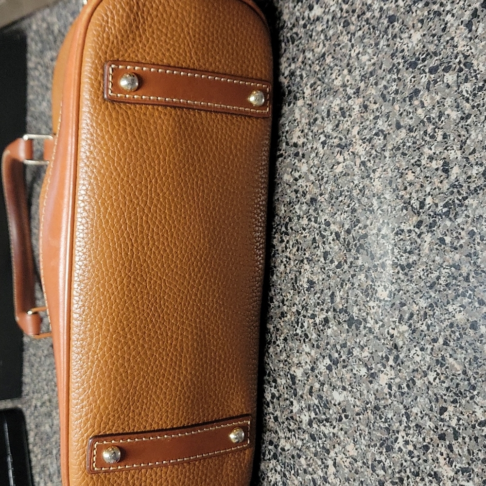 Purse - Picture 3 of 4